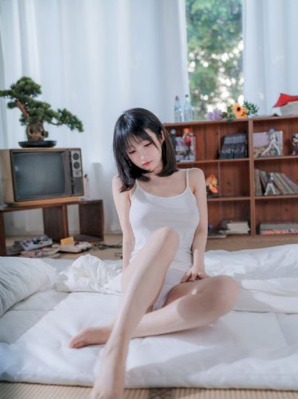 亚洲色依依_1080在线观看电视